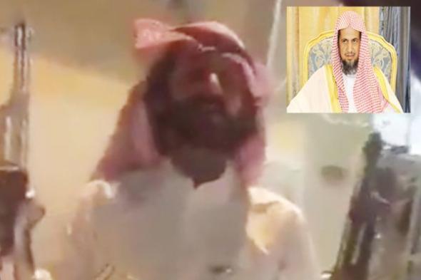 السعودية | النائب العام يوجه بالقبض على شاب هدد بقتل مواطنين في إحدى المناطق