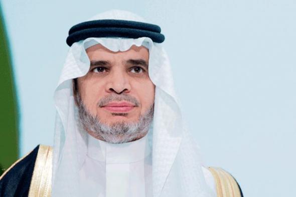 السعودية | وزير التعليم يوجه بتوطين الوظائف الإدارية والإشرافية بالمدارس الأهلية والعالمية