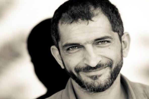 القضاء المصري يدين الفنان عمرو واكد بالسجن 5 سنوات ويمنع تجديد جواز سفره