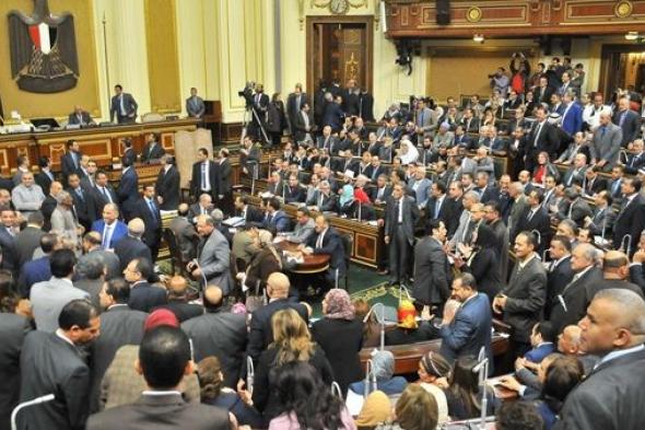 أخبار مصر | البرلمان يجهز مفاجأة بشأن توحيد أجور موظفي الدولة