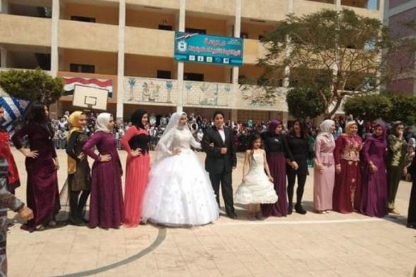 جدل وسخرية حول زفاف طالبتين داخل مدرسة في مصر