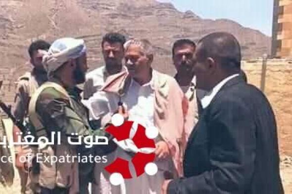 الجيش يعلن القبض على مبعوث عبدالملك الحوثي الذي ظهر قبل ايام بجانب القائد العسكري الذي خان بالشرعية وغدر بها (الاسم والصورة)