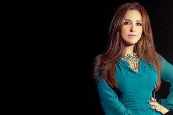 صادم: فنانة مصرية شهيرة تتزوج داعية إسلامي معروف.. ’’شاهد الفيديو’’