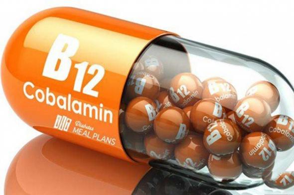 3 مؤشرات بالوجه تدل على نقص فيتامين B12
