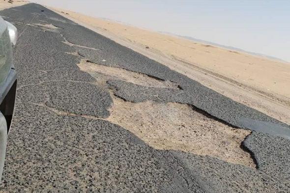 وفاة داعية يمني بارز وزوجته وإصابة أولاده بحادث مروع في طريق العبر (الاسم والصورة)
