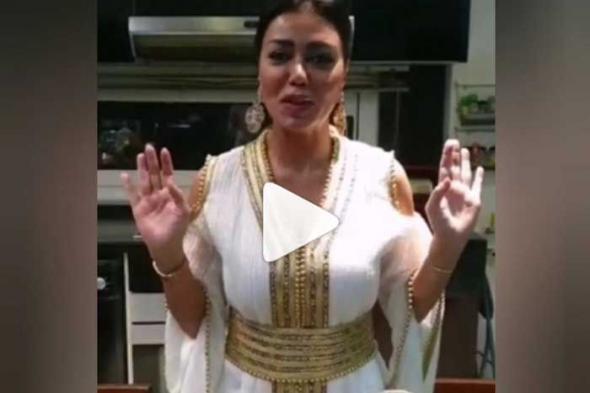 فيديو طريف لرانيا يوسف في العيد: “اشتروا دماغكم ودلعوا نفسكم”