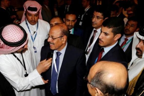 خبر عاجل: نائب رئيس الجمهورية يصدم اليمنيين بتصريح مفاجئ عن الحديدة "هل الأحمر حوثي؟"