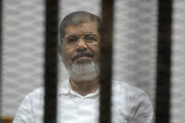 وكالة عالمية تنشر أول صور لمكان دفن محمد مرسي في القاهرة وسط تشديد أمني كثيف