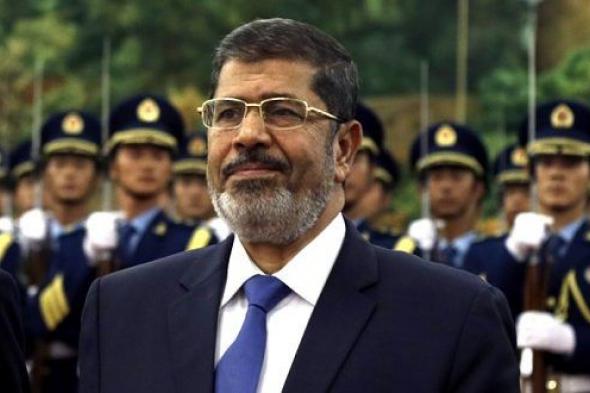 عاجل ..النائب العام المصري يعلن عن دفن جثمان الرئيس الراحل " مرسي " واسرته تنفي استلامها وغموض يحيط بمكان الدفن ومصير الجثة !
