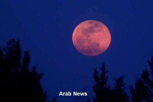 خسوف القمر في السعودية.. وهنا مواعيد حدوثة وظهوره في كافة أنحاء المملكة