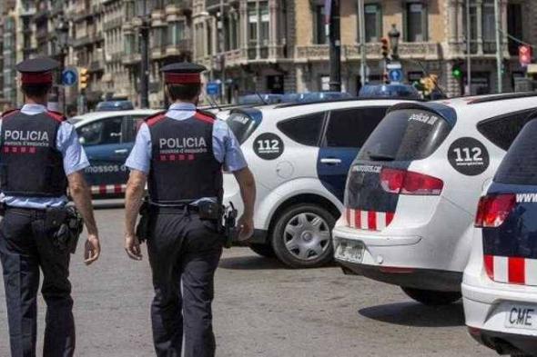 الشرطة الإسبانية تُلقى القبض على لاعب سعودي دولي سابق