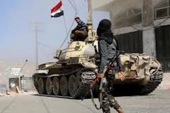 عاجل : سقوط اكبر قاعدة عسكرية للامارات بيد قوات الجيش اليمني وفرار مرتزقتها وضباطها