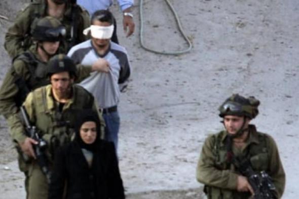 تراند اليوم : "إسرائيل تعتقل شقيقة الشهيد حسين أبو غوش من مخيم قلنديا بالقدس.. و20 آخرين