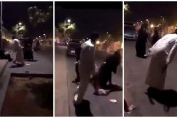 اعتداء عنيف لرجل على امرأة بشارع عام في السعودية يثير الغضب (فيديو)