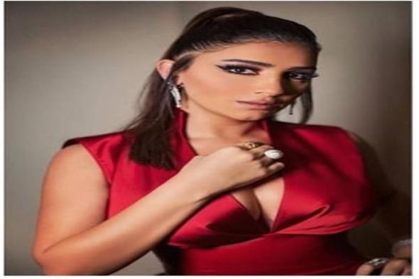 تراند اليوم : رانيا يوسف راحت عليها .. مي عمر بفستان مفتوح و اللي ما يشتري يتفرج – صور