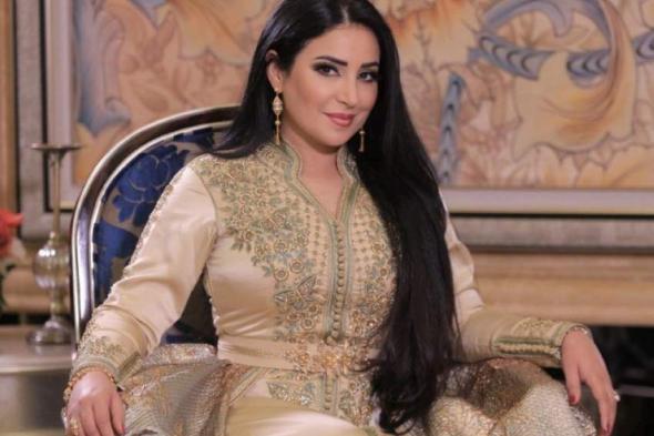 شاهد: نجاح المساعيد مستحية وهي تصور فستان زفافها في جدة