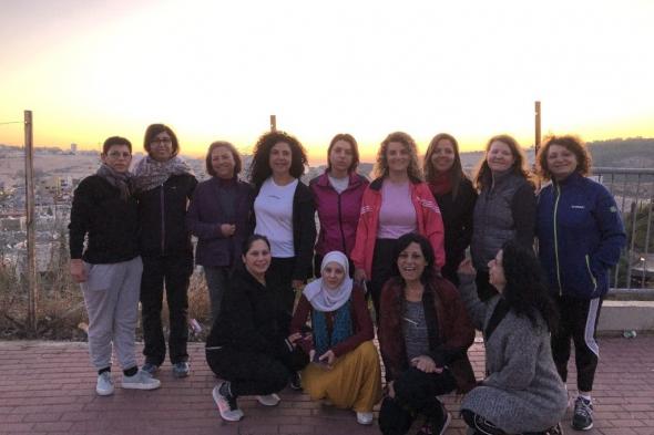 نساء من الناصرة يطلقن مشروع "لن تشرق الشمس قبلي"