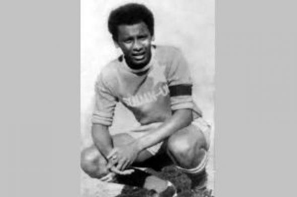 الامارات | الهاجري: أسطورة الكرة السودانية الراحل عبدالوهاب كان لاعباً فذاً في الشعب