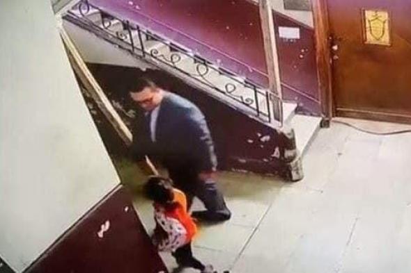 فيديو تحرش بطفلة يثير زوبعة في مصر والأمن يتحرك