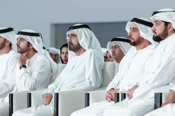 حمدان بن محمد يحضر جانباً من فعاليات المنتدى الاستراتيجي العربي