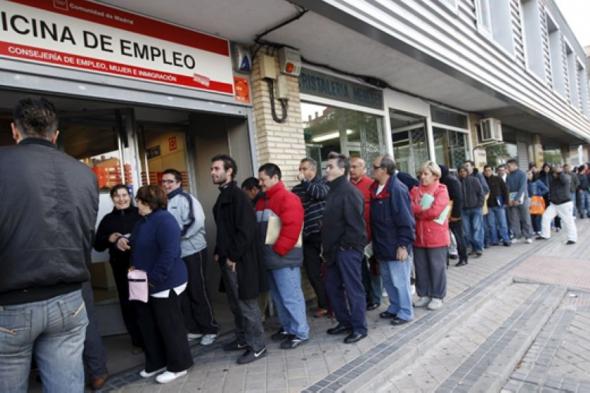 ارتفاع أعداد العاطلين عن العمل في إسبانيا خلال ديسمبر