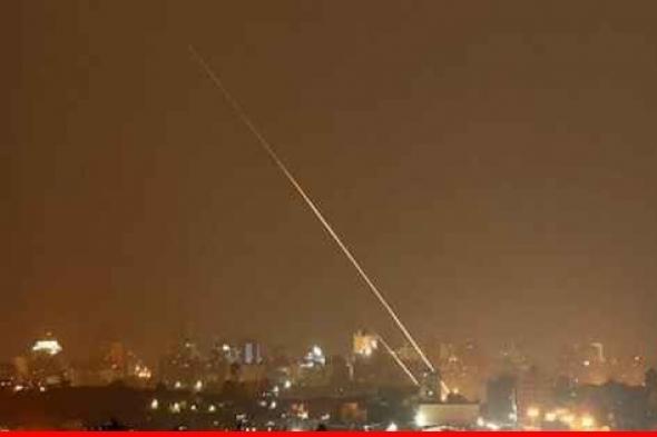 وسائل إعلام إسرائيلية: رشقة صاروخية كبيرة من غزة وصفارات الإنذار تدوي في عسقلان وجنوب إسرائيل