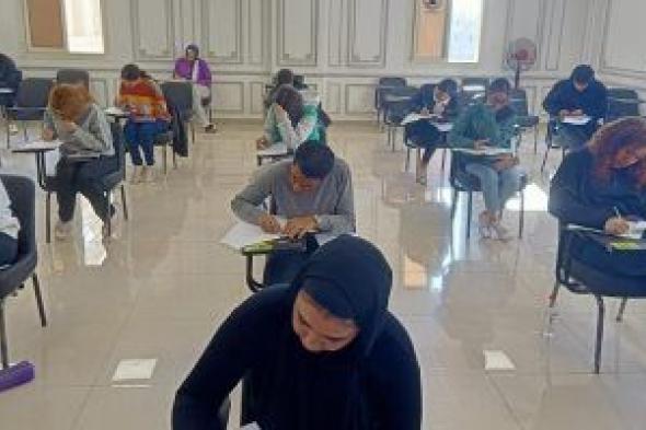بدء امتحانات أول فصل دراسى لطلاب جامعة القاهرة الدولية