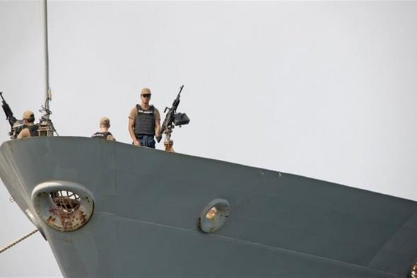البحرية الأمريكية تكشف بالأرقام عدد الهجمات في البحر الأحمر