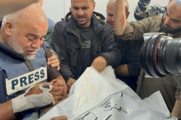أحدهما نجل وائل الدحدوح ..استشهاد صحفيين اثنين بقصف إسرائيلي استهدف سيارتهما جنوبي غزة