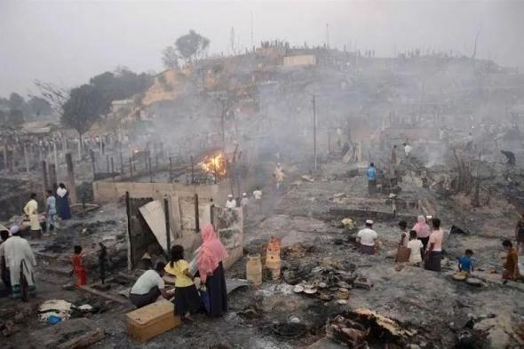 3 ساعات لإخماد حريق مخيم للاجئي الروهينجا