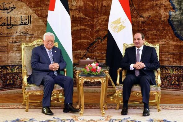 مستشار الرئيس الفلسطيني: عباس يتوجه إلى القاهرة للقاء السيسي