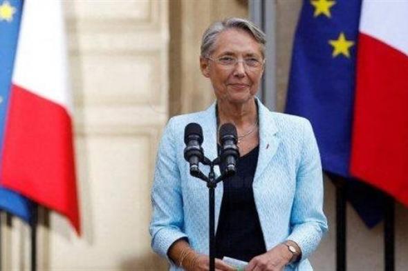 رئيسة الحكومة الفرنسية تتقدم باستقالتها وماكرون يوافق