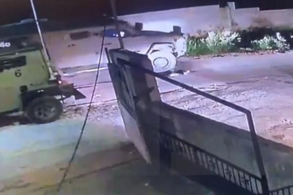 بالفيديو| للمرة الثانية خلال 3 ساعات.. اقتحام واسع لمخيم طولكرم بالضفة الغربية