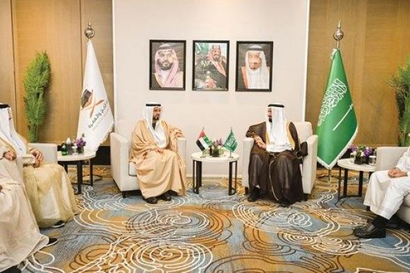«الشؤون الإسلامية» توقع اتفاقية تعاون مع وزارة الحج السعودية