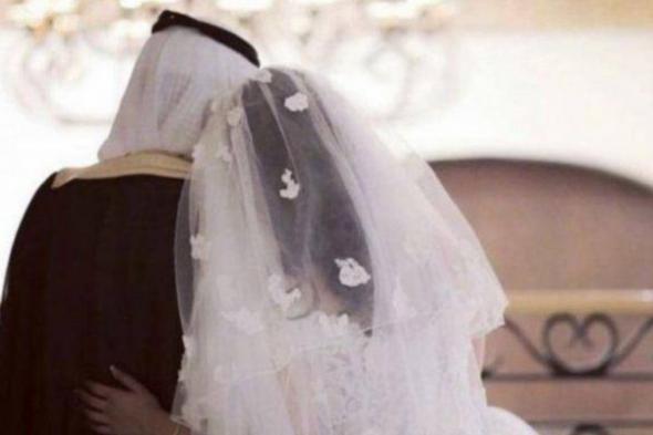 مواطن سعودي أجبره والده على تطليق زوجته وزوجه ابنة عمه.. وبعد زواجهما كانت المفاجأة!