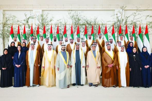 الامارات | محمد بن زايد: الإمارات ماضية في ترسيخ مسيرتها التنموية بجهود أبنائها المخلصين