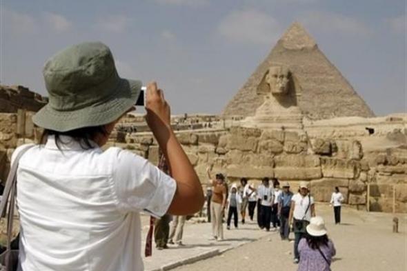 موقع Travel off Path يكشف أسباب زيادة السياحة بمصر خلال عام 2023