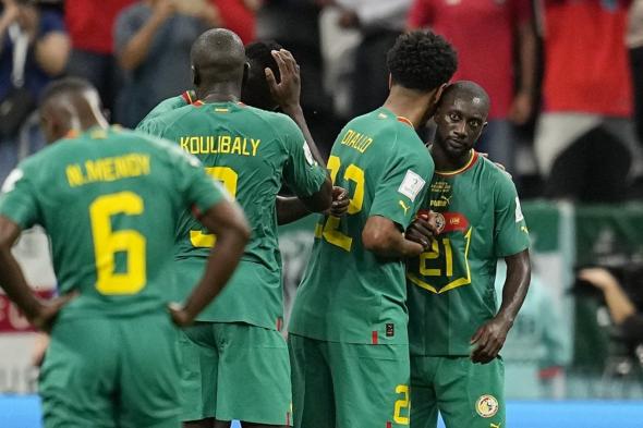 الامارات | السنغال يتطلع إلى تجنب لعنة حامل اللقب أمام المنتخب الناجي من الموت