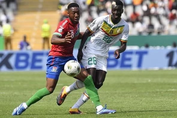 طرد لم يُذع.. لاعب جامبيا يتلقى أول بطاقة حمراء في أمم أفريقيا 2023