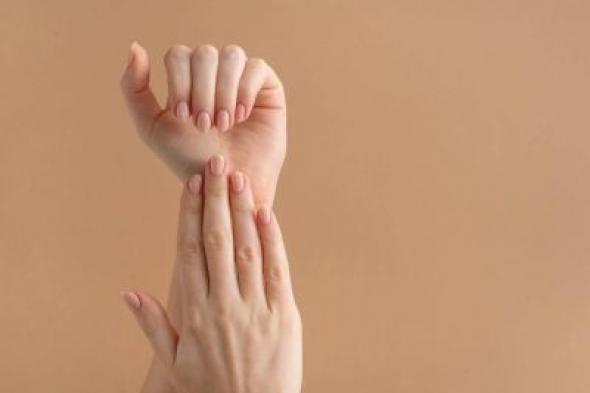 تراند اليوم : الكشف عن علامة في أصابع اليد تدل على وجود اضطراب نفسي