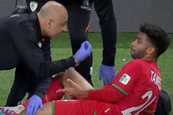 الامارات | إصابة لاعب عماني بقطع في الرباط الصليبي