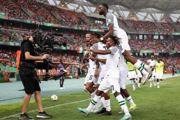 نيجيريا تخطف فوزا صعبا من كوت ديفوار وتشعل المجموعة الأولى