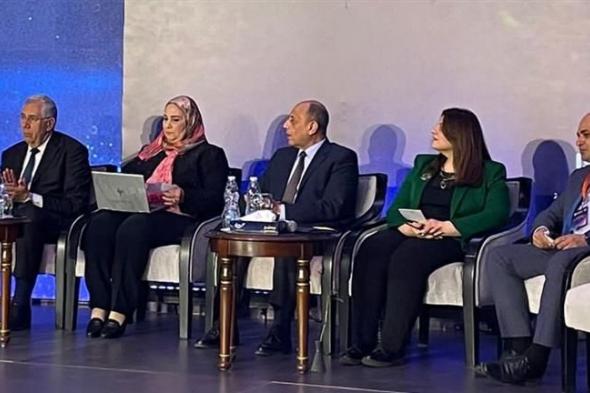 نيابة عن وزيرة البيئة.. أبو سنة يدعو الشركات الصناعية المصرية للمشاركة في برنامج الصناعة الخضراء