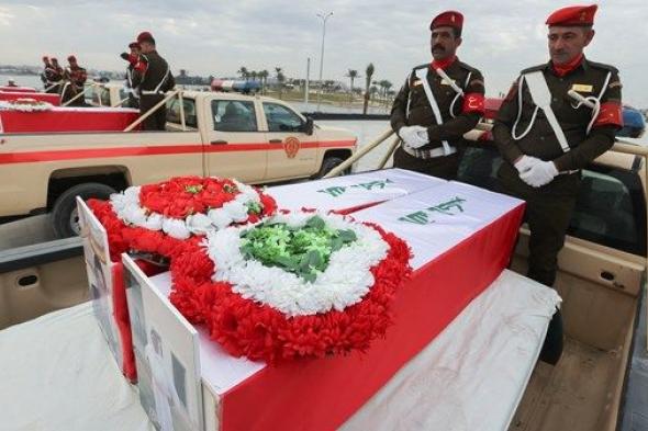 العراق يشيِّع عشرات من ضحايا «داعش» بعد 10 سنوات من إعدامهم
