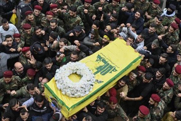 حزب الله يعلن وفاة عنصر ثانِ في جنوب لبنان