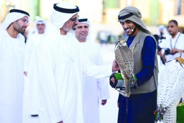 الامارات | خالد بن محمد يشهد جانباً من فعاليات مهرجان الحصن