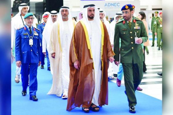 الامارات | سيف بن زايد: «يومكس» و«سيمتكس» يعززان ريادة الإمارات في الدفاع والأمن