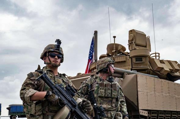 مراسل "الخليج 365": سرب من المسيرات الانتحارية تنهال على الجيش الأمريكي في حقل غاز "كونيكو" شرقي سوريا