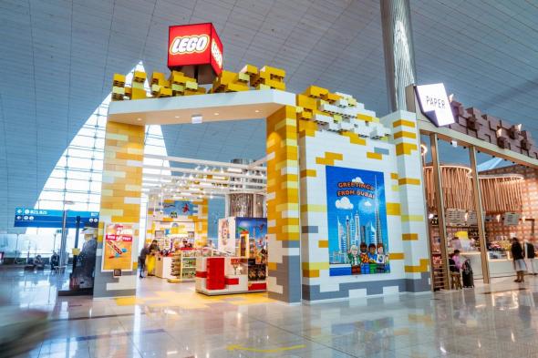 الامارات | افتتاح "أكبر متجر ليجو في العالم داخل مطار".. في مطار دبي الدولي