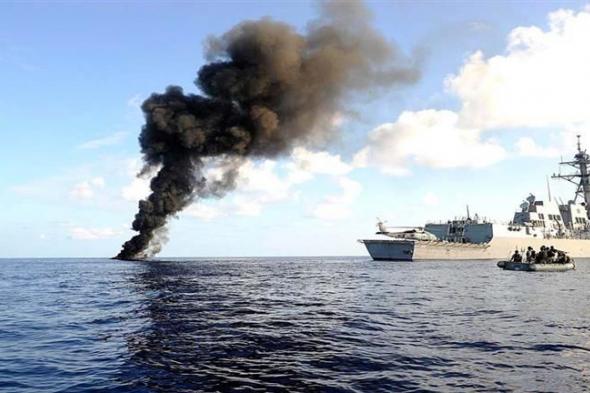 "أطلقهما الحوثيون".. البنتاجون: صاروخان بالستيان سقطا قرب سفينة بالبحر الأحمر